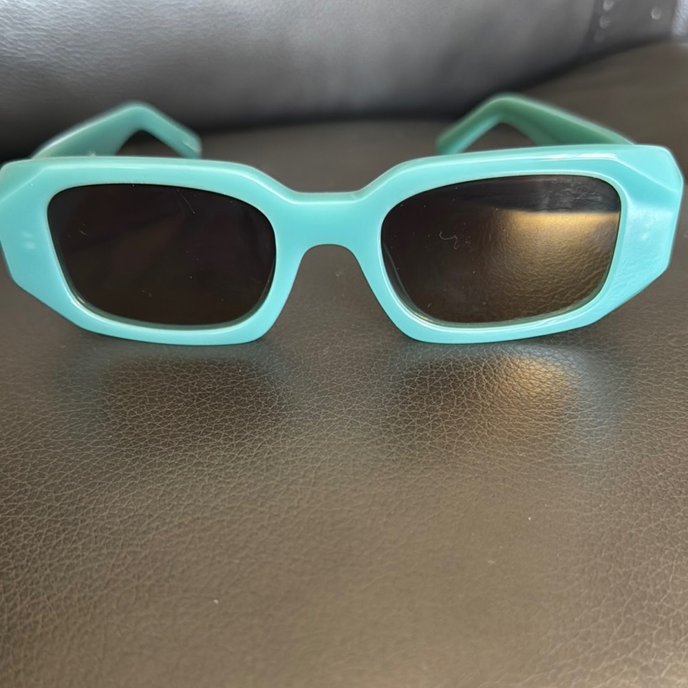 Stylish Teal Sunglasses